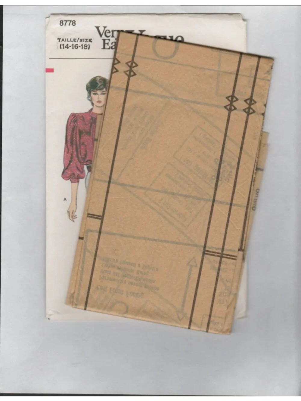 Very Easy Vogue 8778 High Neck Blouse Optional Bow Pattern 1980s Sz 14-18 Uncut